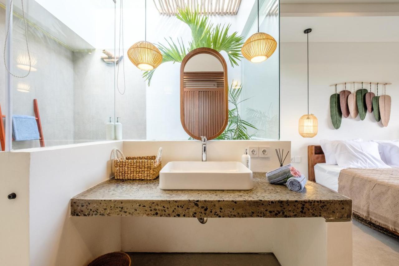 Octo 1 - Private Villas, Modern Style, Near Beach Canggu Buitenkant foto